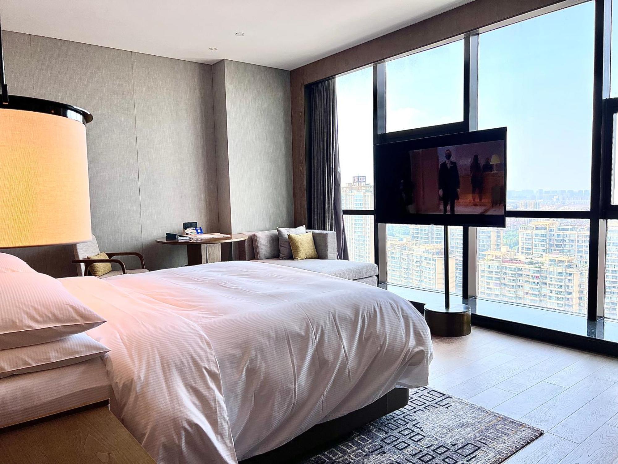 Hilton Jiaxing Hotell Exteriör bild